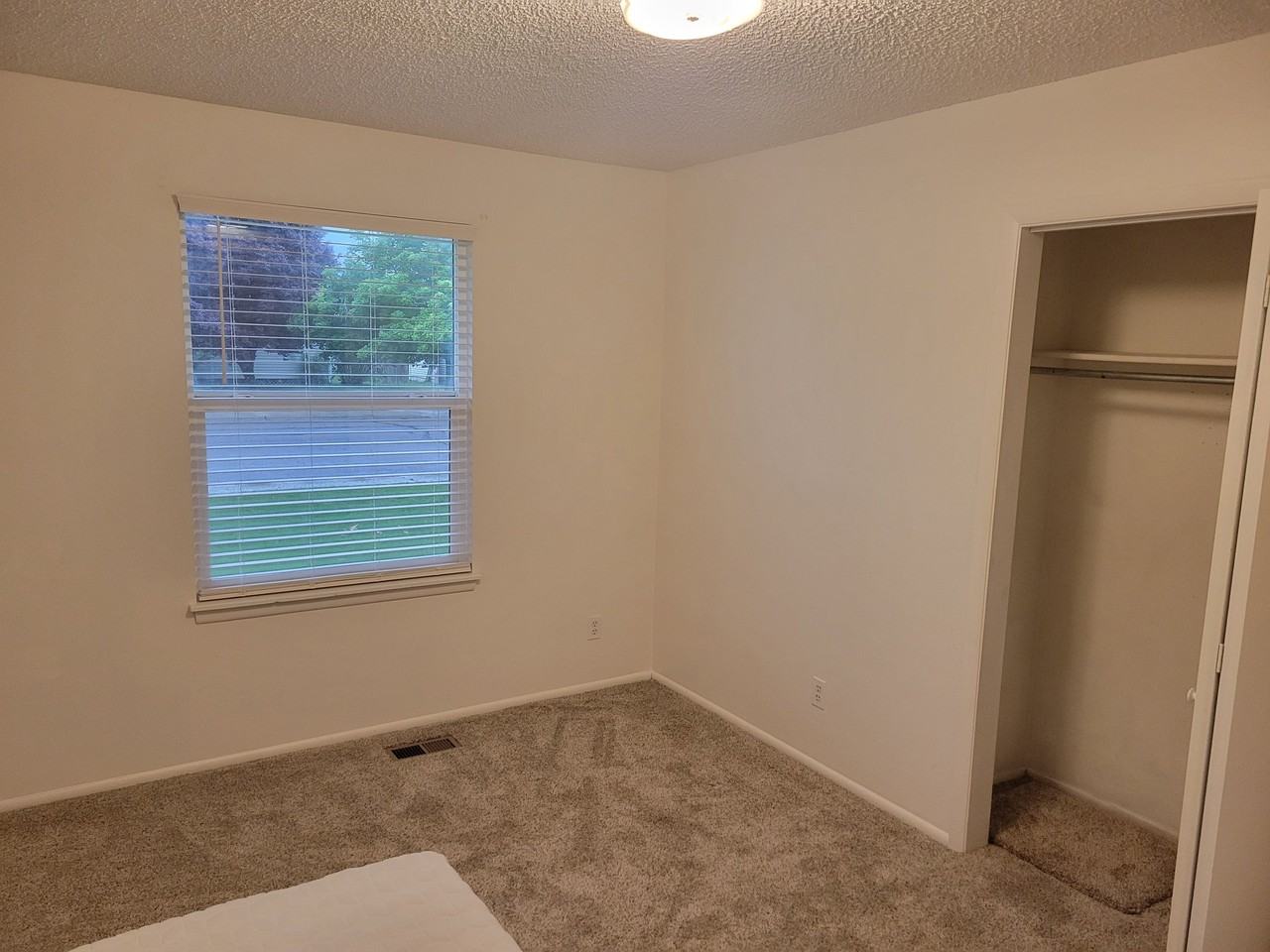 1668 Southwest - Photo 4 of 5