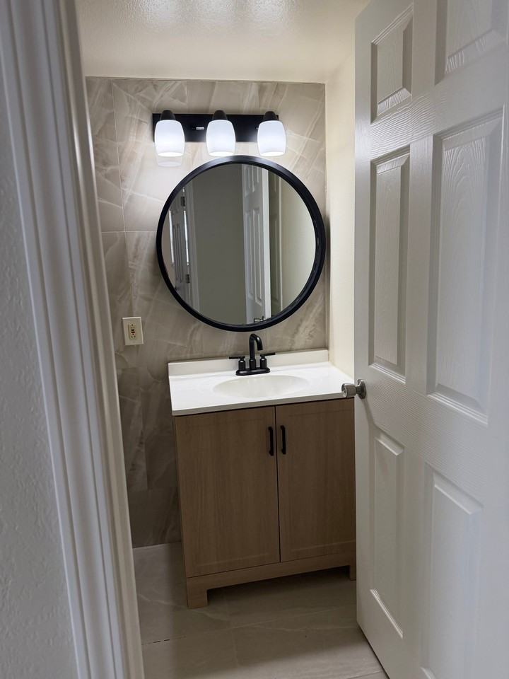 1332 Brooke Park Dr #1 - Photo 3 of 14