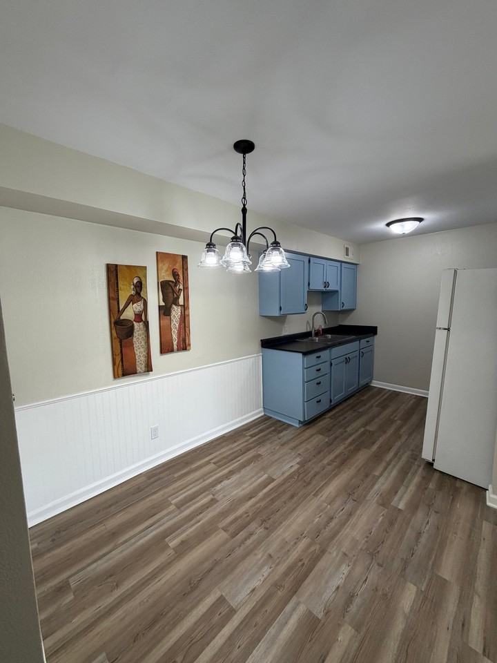 1332 Brooke Park Dr #1 - Photo 6 of 14