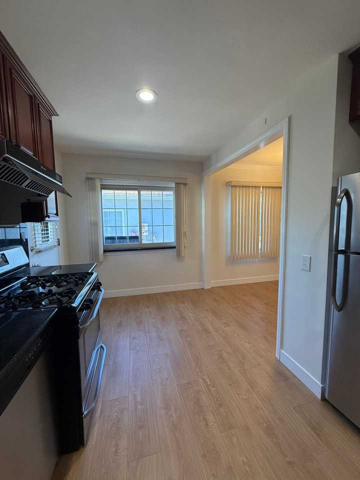2008 N Rose St - Photo 4 of 19