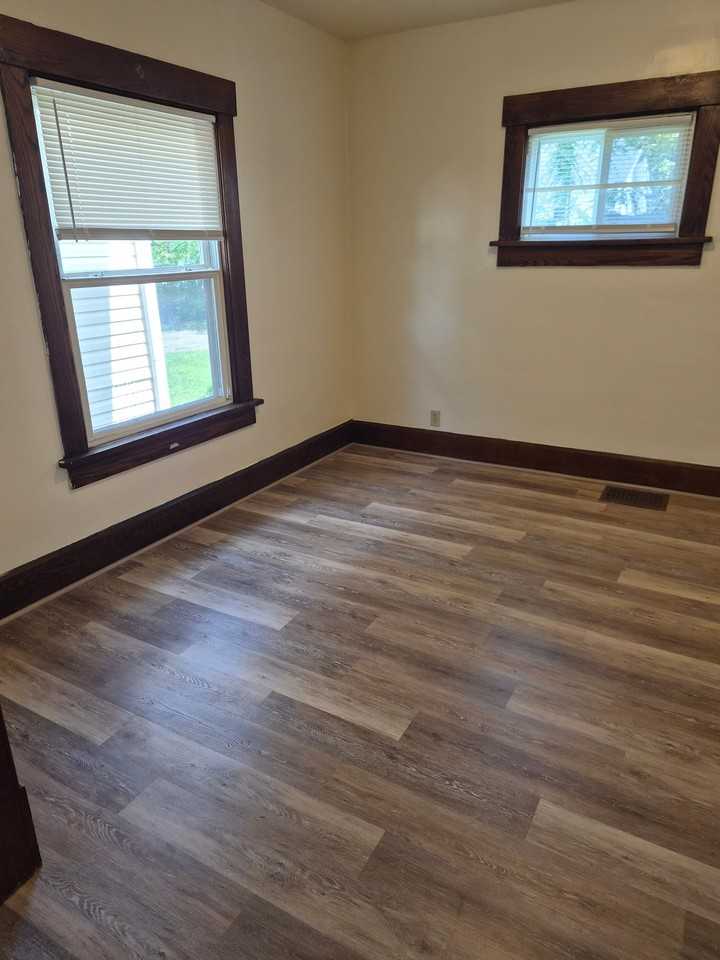 806 Columbus Ave Nw - Photo 7 of 19