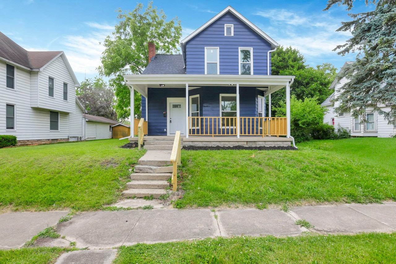 613 N Detroit St - Photo 2 of 20