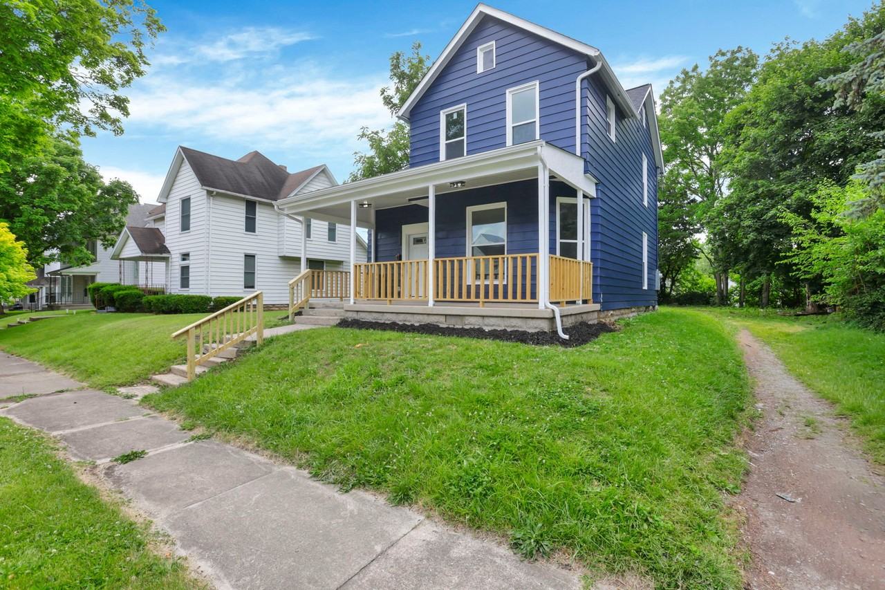 613 N Detroit St - Photo 3 of 20