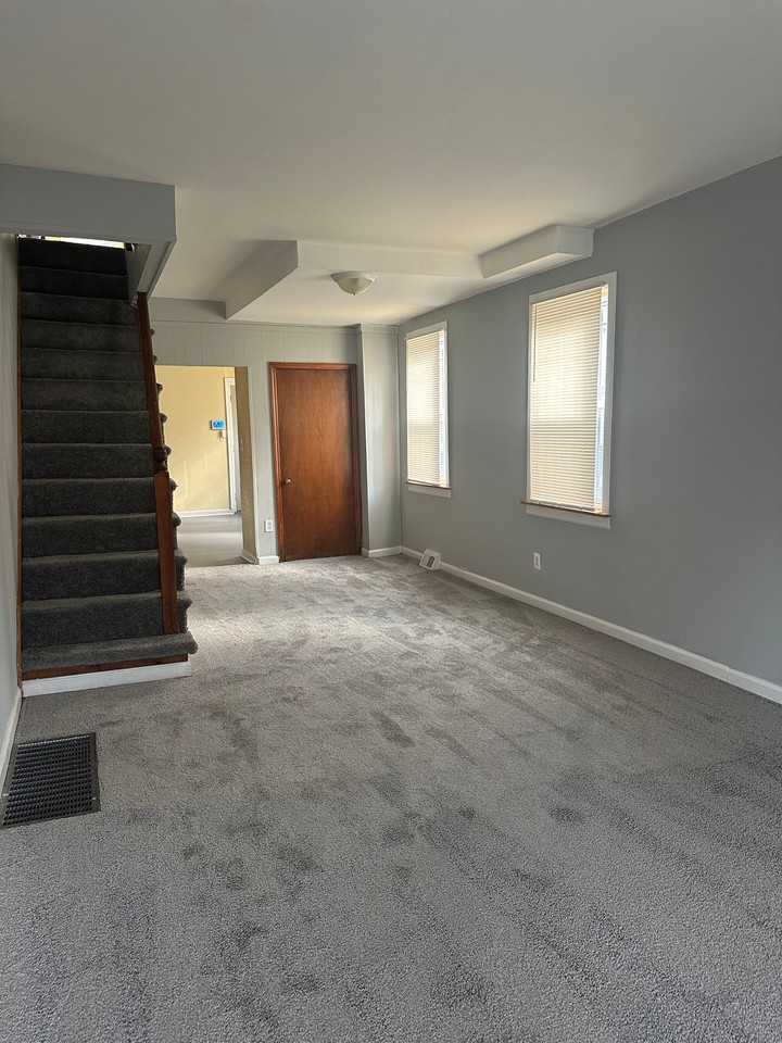 2420 Orleans St - Photo 7 of 11