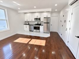 featured image of 708 Summer Ave #1