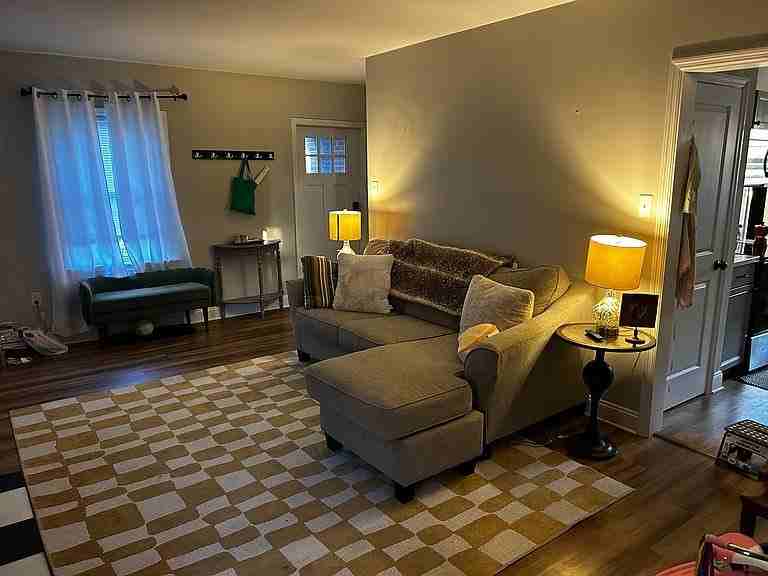 403 S Tennessee Ave - Photo 2 of 16