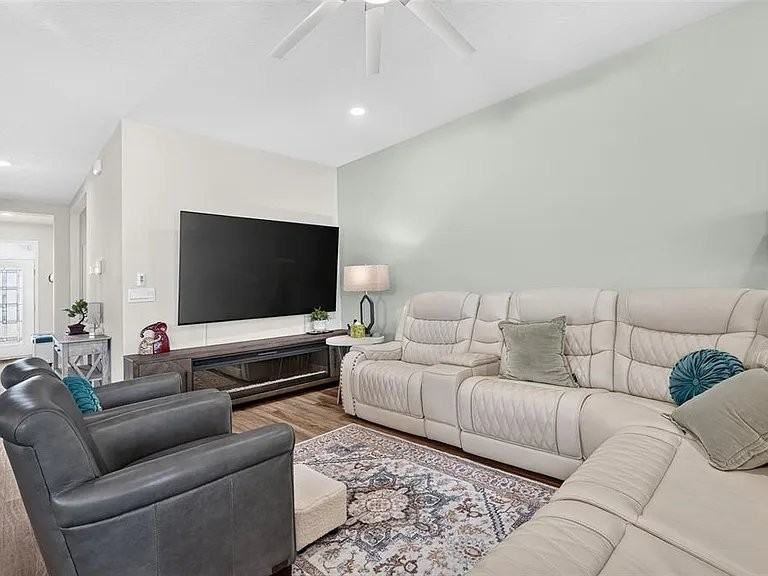 18145 Beach Ranch Ter - Photo 7 of 20
