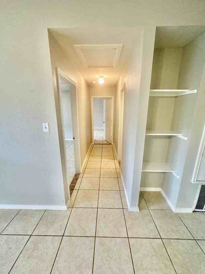 13133 Independence Ave - Photo 3 of 10