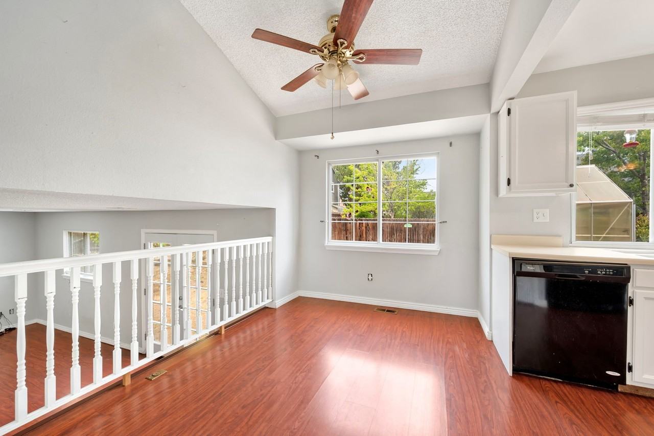 145 Caria Dr - Photo 4 of 20