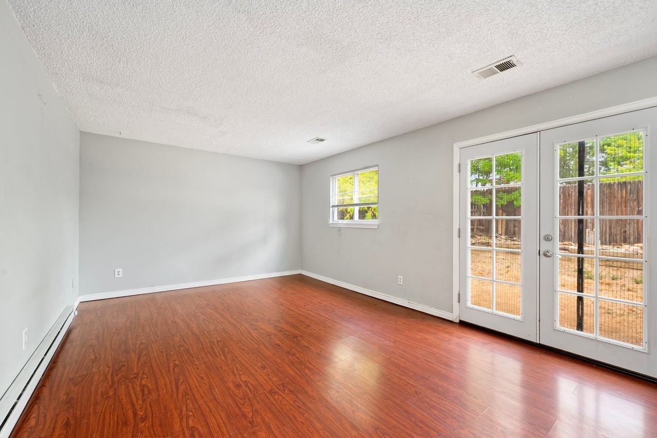 145 Caria Dr - Photo 7 of 20
