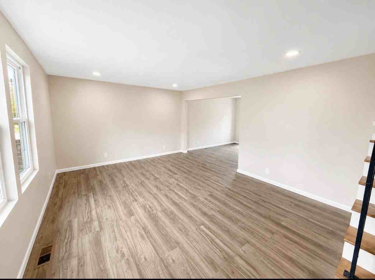 240 Cross Timbers Dr - Photo 3 of 11