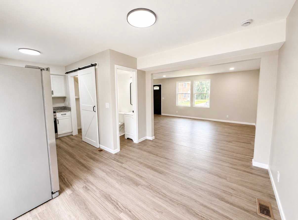 240 Cross Timbers Dr - Photo 4 of 11