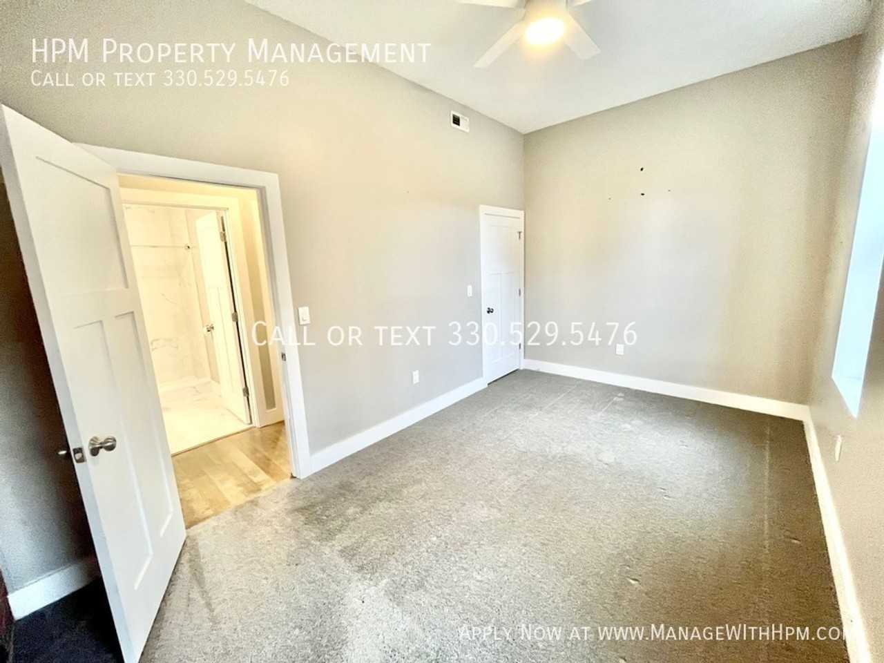 2179 W 11th St #7 - Photo 5 of 12