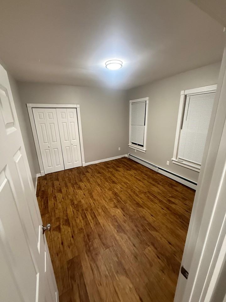 59 Gaffney Pl #1FL - Photo 6 of 8