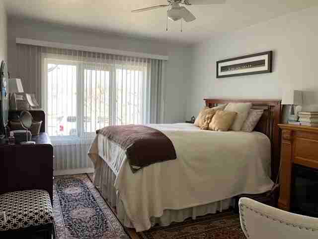 11827 92 St Nw - Photo 5 of 8