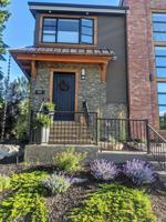 featured image of 1903 44 Ave Sw
