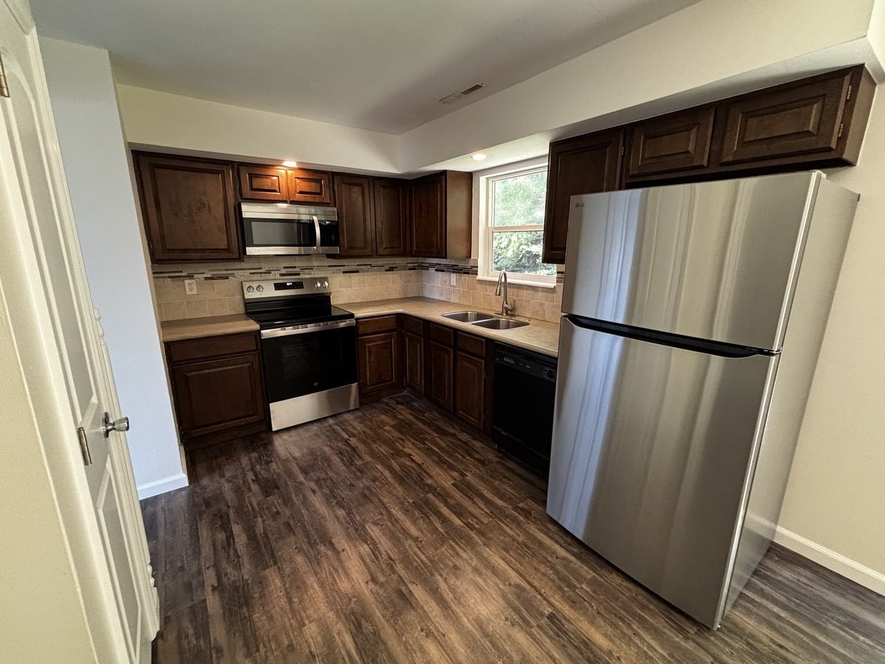 4325 Ludwick Blvd #4325 - Photo 4 of 12