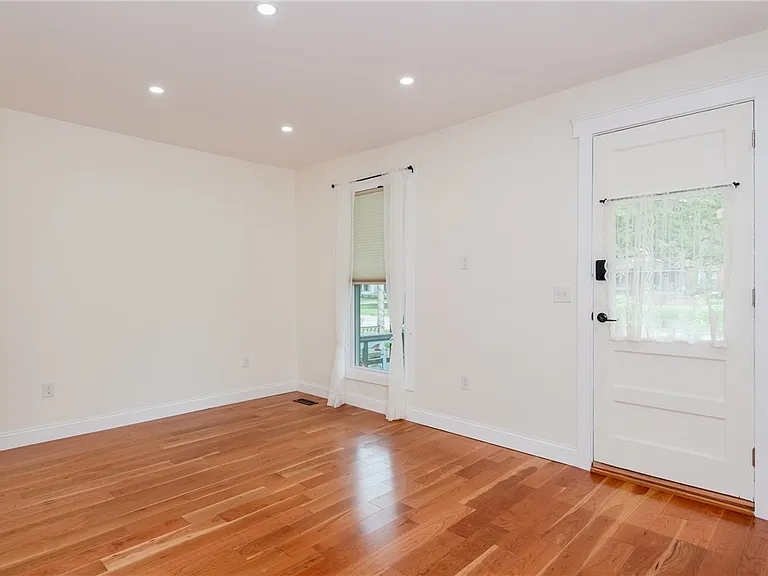 312 Park Dr #NA - Photo 2 of 25