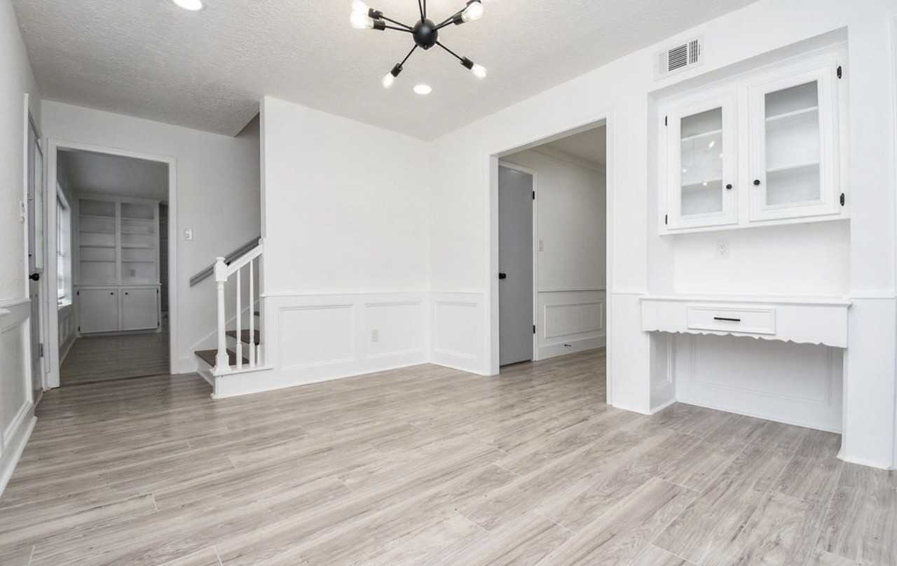15814 Winding Moss Dr #NA - Photo 2 of 10