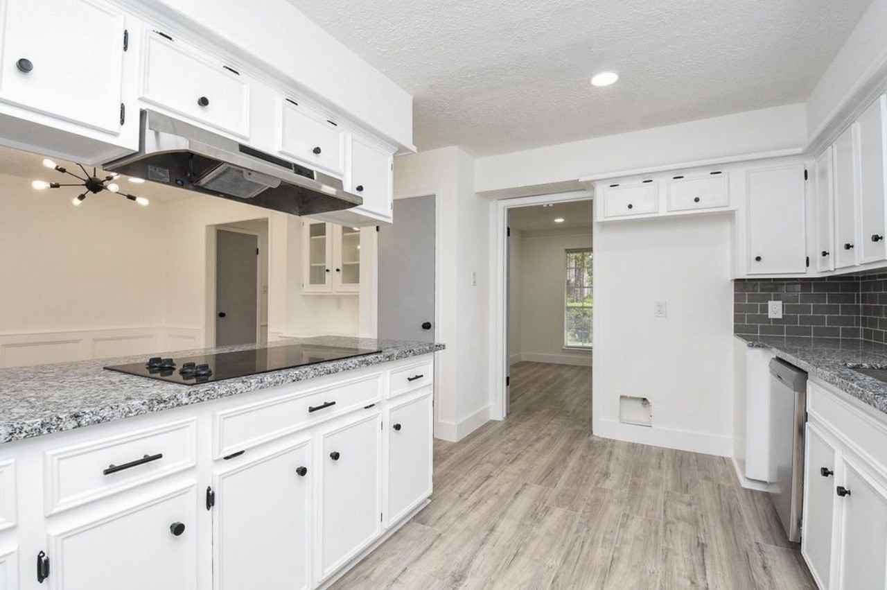 15814 Winding Moss Dr #NA - Photo 4 of 10