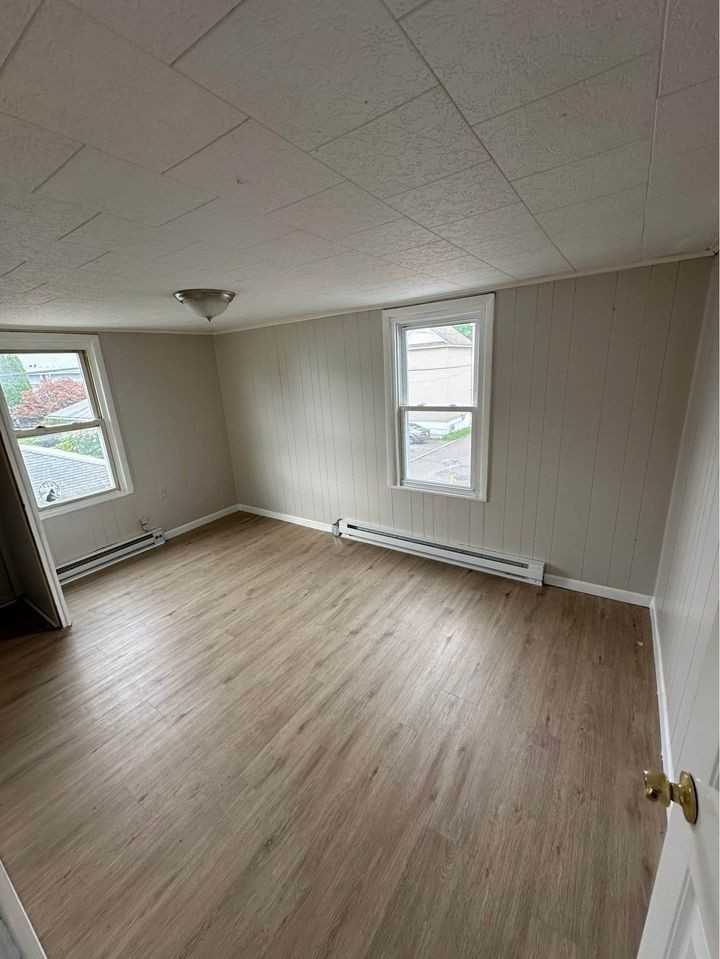 109 Welles St #NA - Photo 2 of 12