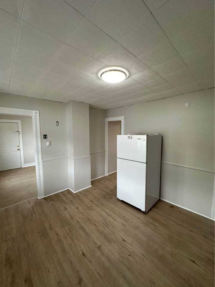 109 Welles St #NA - Photo 3 of 12