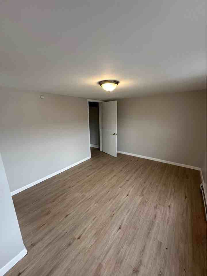109 Welles St #NA - Photo 5 of 12