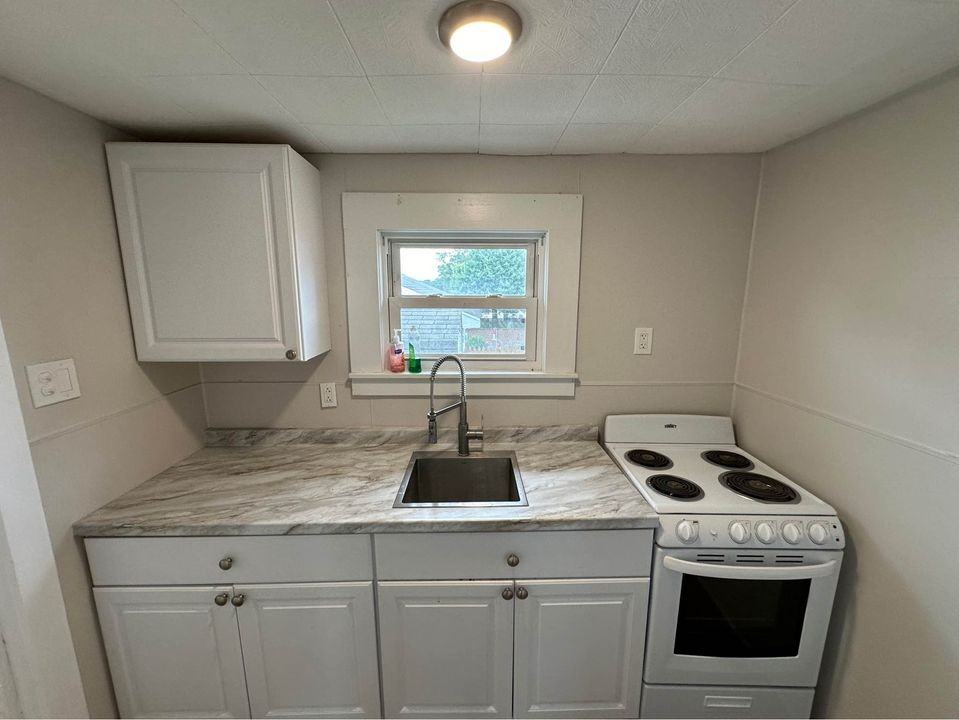 109 Welles St #NA - Photo 6 of 12