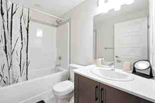 40 Livingston Parade Ne - Photo 1 of 1