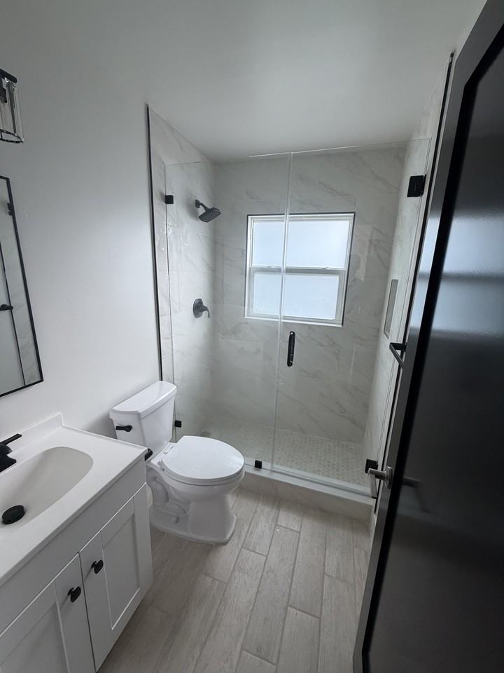 430 Hibiscus St #1D - Photo 2 of 9