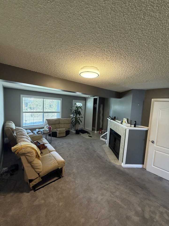 550 -550 Woodbine Blvd Sw - Photo 3 of 7