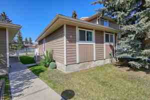 featured image of 14736 Deerfield Village