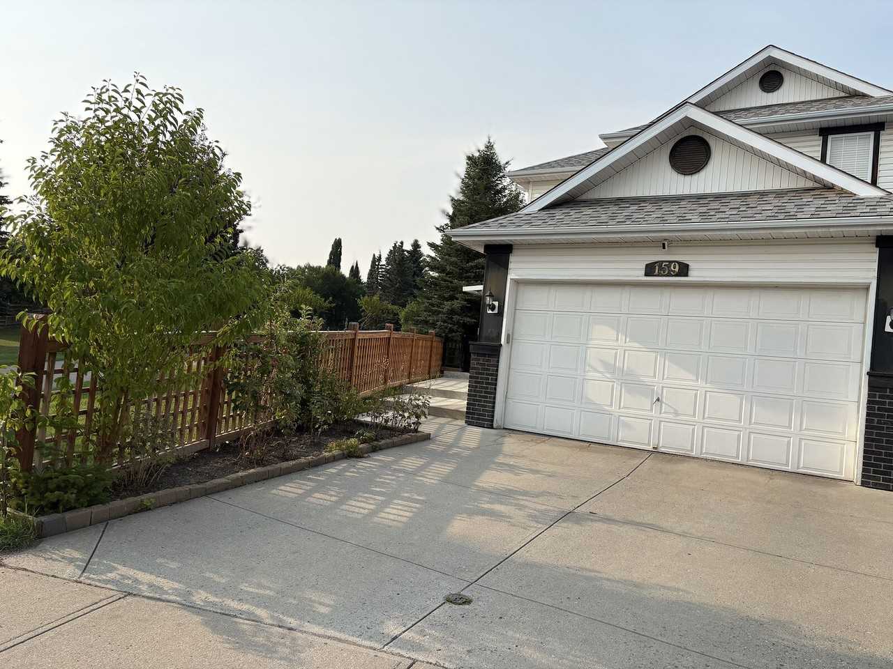 159 Sierra Nevada Close Sw - Photo 3 of 17