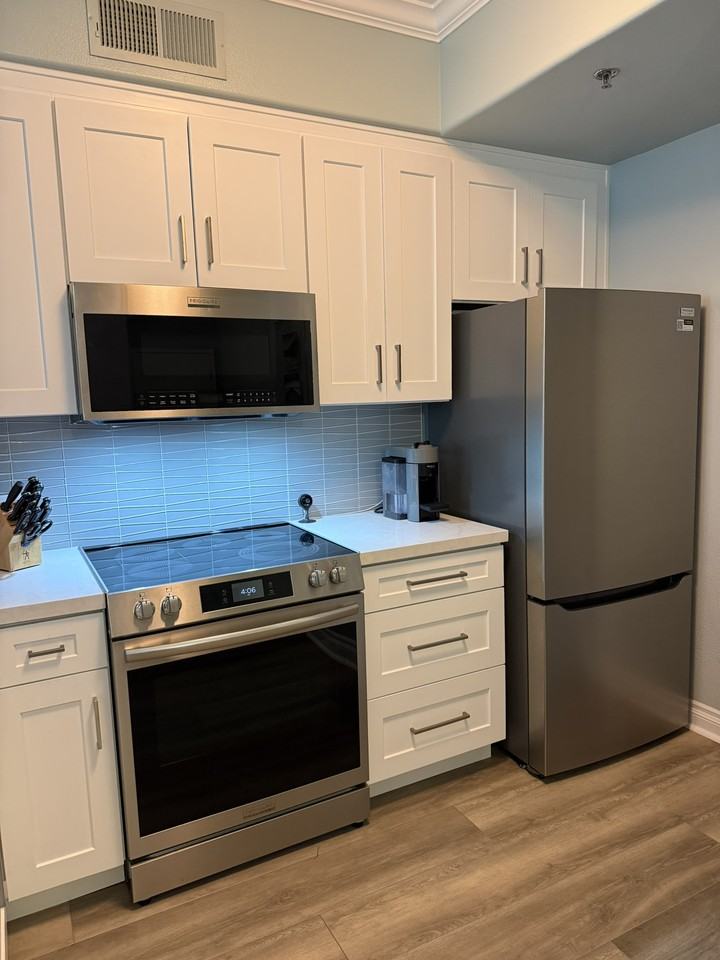 1642 7th Ave #221 - Photo 3 of 24