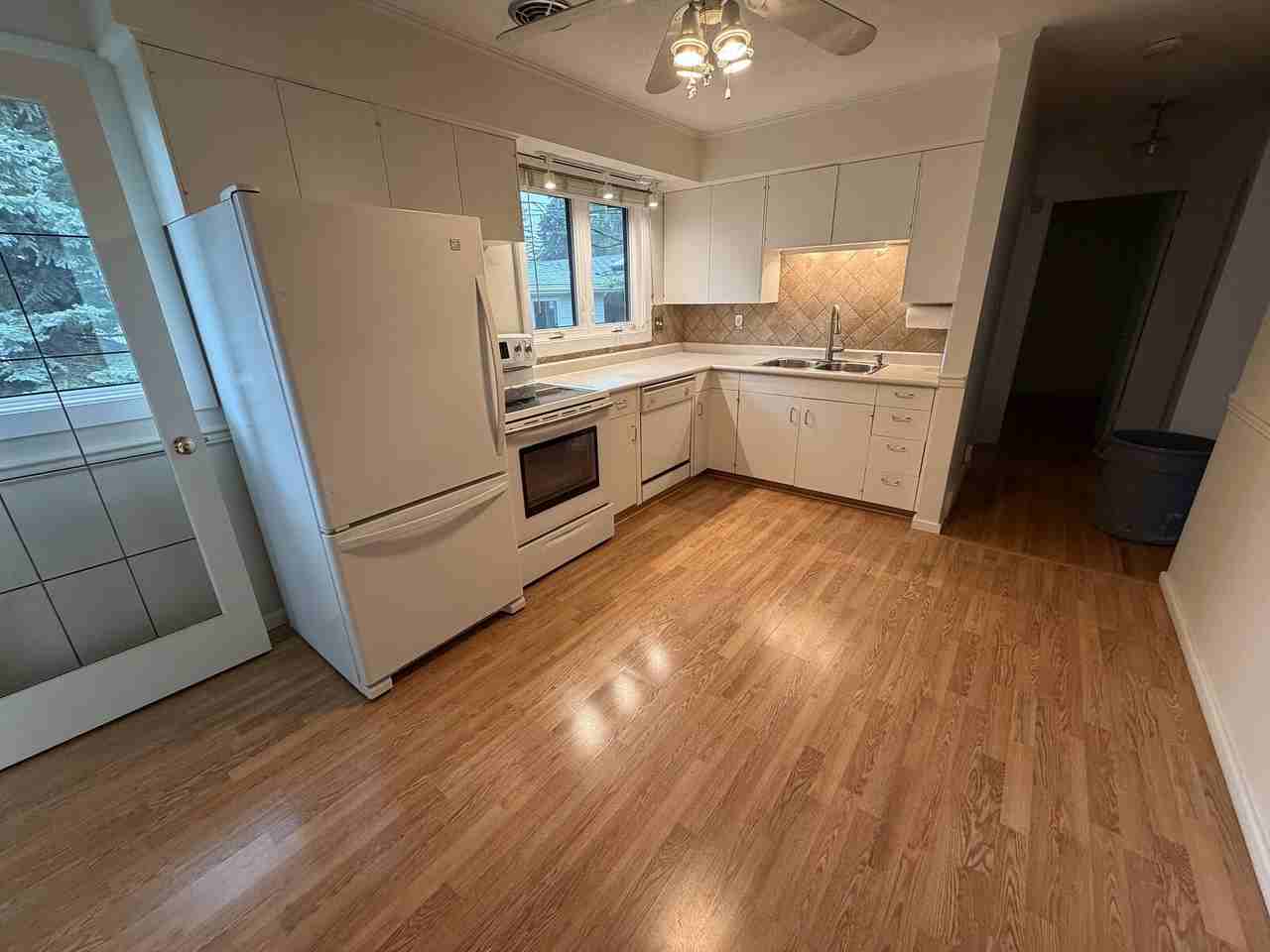 159 Fredson Dr Se - Photo 3 of 31