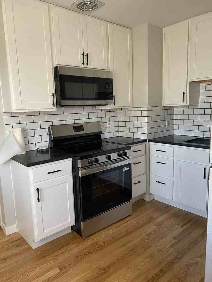 816 3rd St #816 - Photo 6 of 12