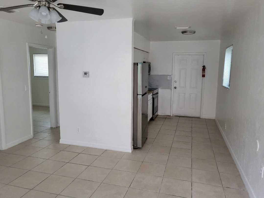 308 Nw 5th Ter #NA - Photo 7 of 11
