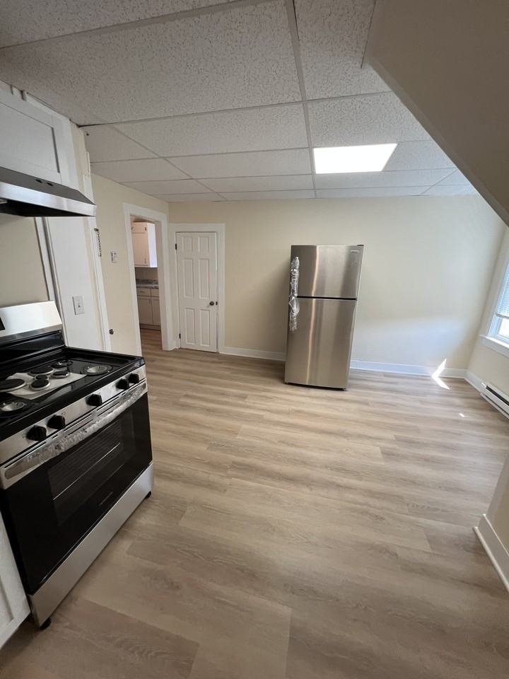 14 George St #3 - Photo 3 of 13