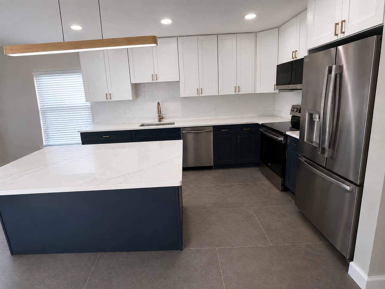 331 44th Ave N #NA - Photo 2 of 18