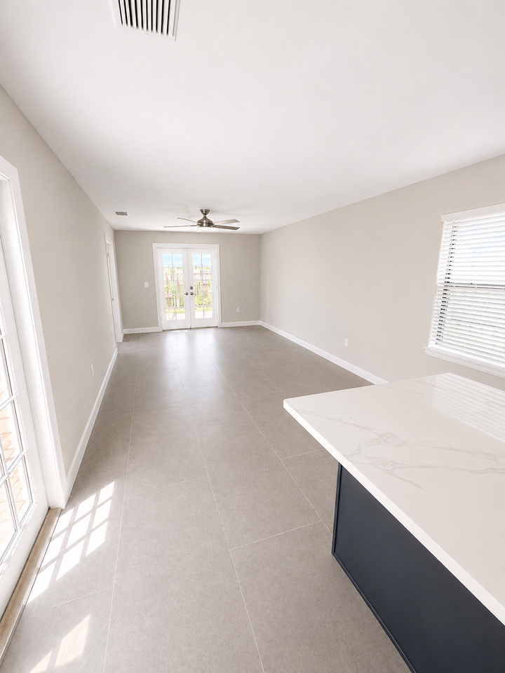 331 44th Ave N #NA - Photo 3 of 18