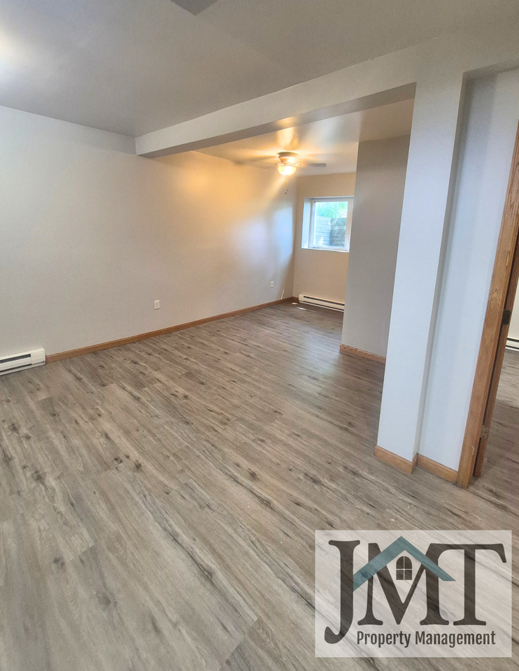 821 10 1/2 Ave S-lower Unit #NA - Photo 5 of 8