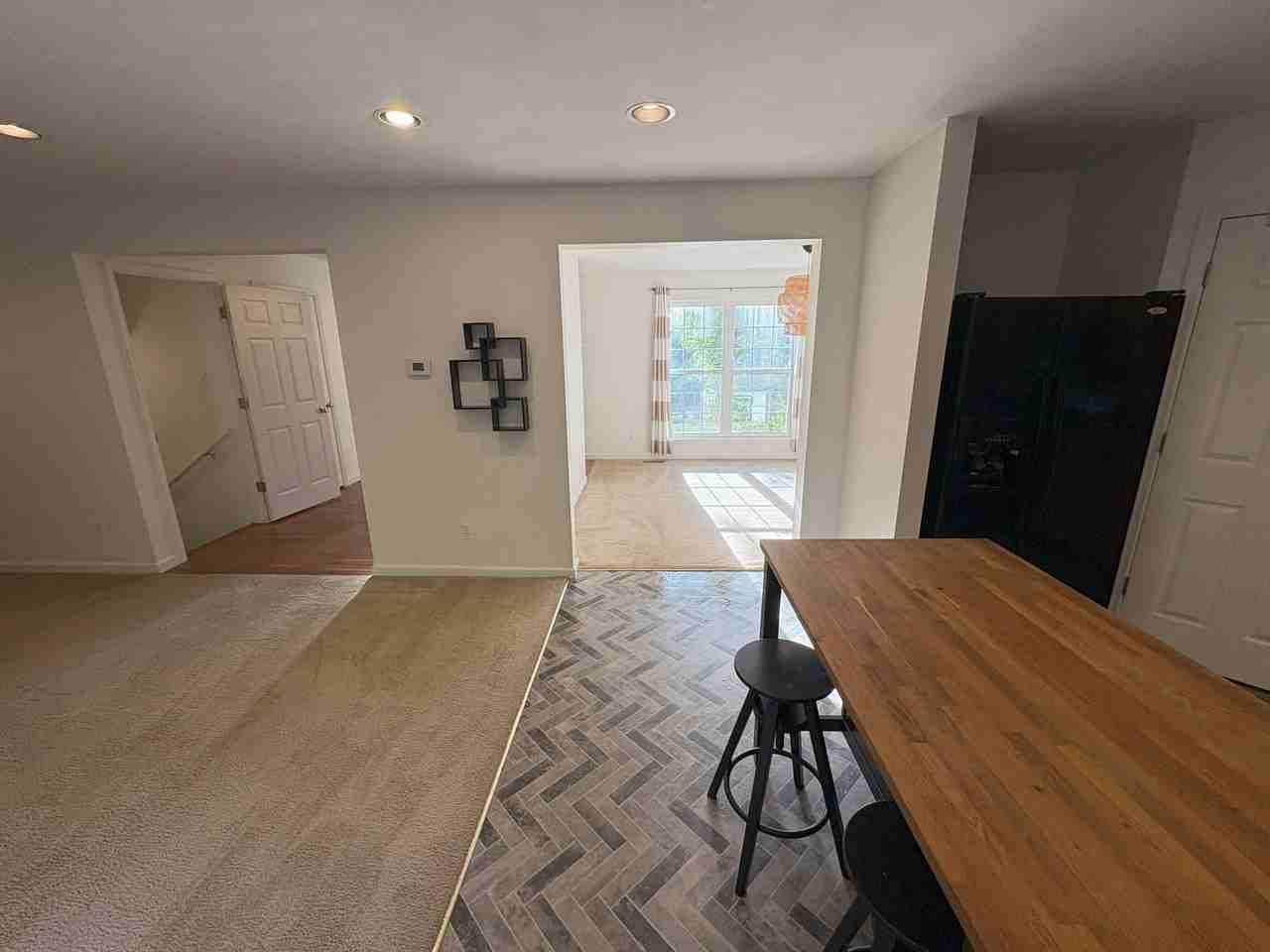 2562 Creve Coeur Dr #NA - Photo 3 of 26