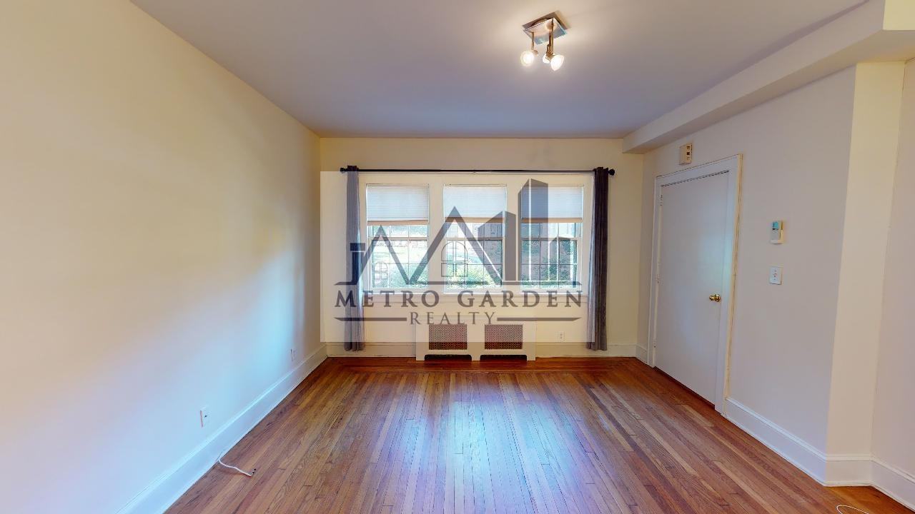 3-82 Burns Street #1 - Photo 7 of 35