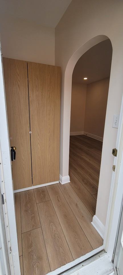 45 Briscoe Street East - Photo 7 of 21