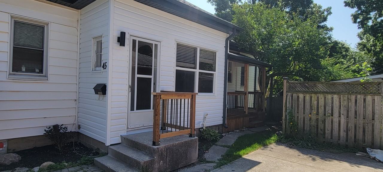 45 Briscoe Street East - Photo 3 of 21