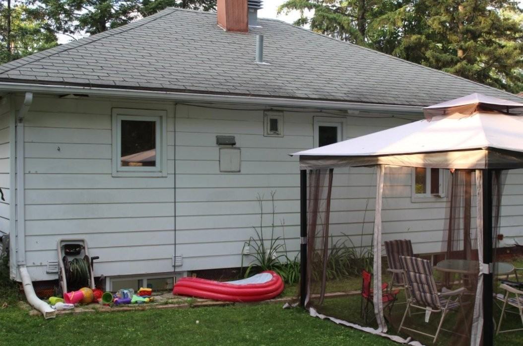 82 4e Avenue S - Photo 2 of 4