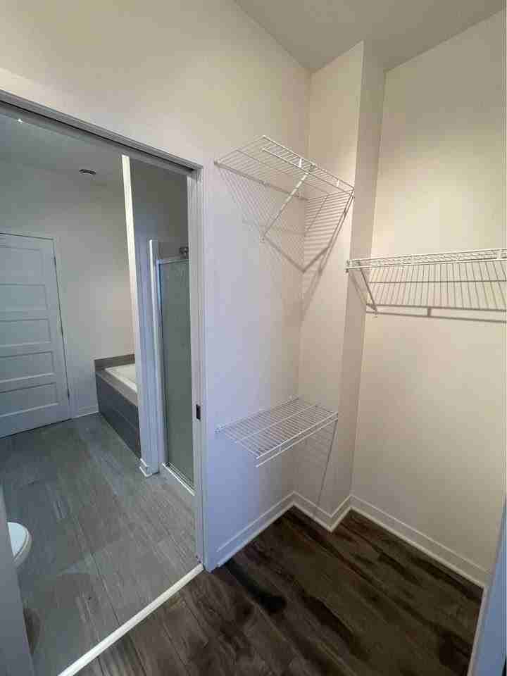 844 Rue Marie-Gérin-Lajoie - Photo 6 of 16