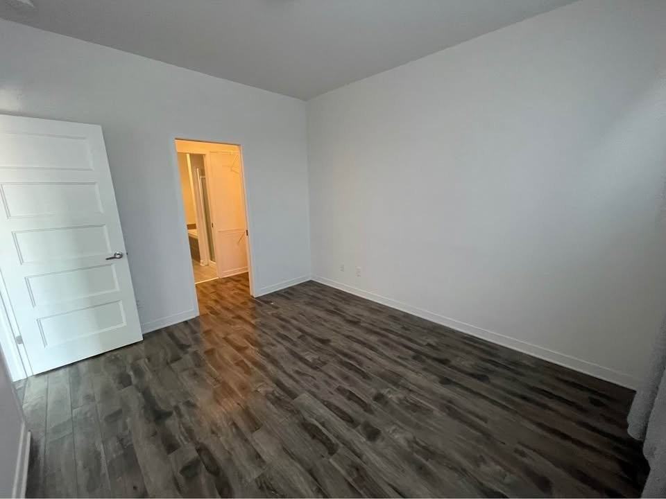 844 Rue Marie-Gérin-Lajoie - Photo 7 of 16
