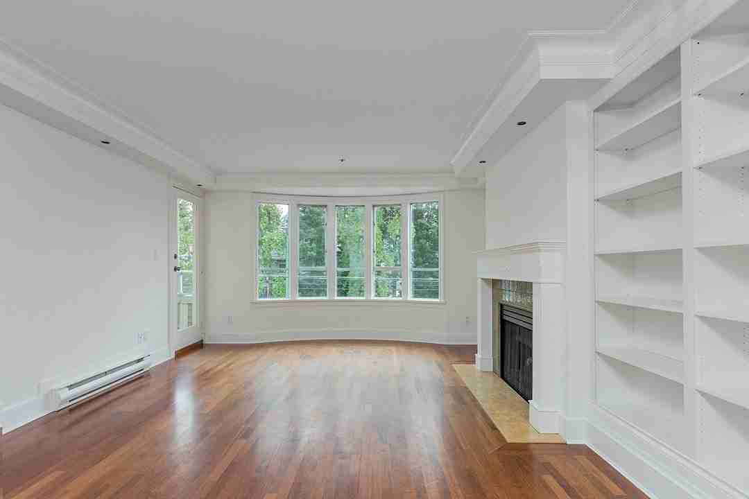 3220 4th Ave W - Photo 2 of 19