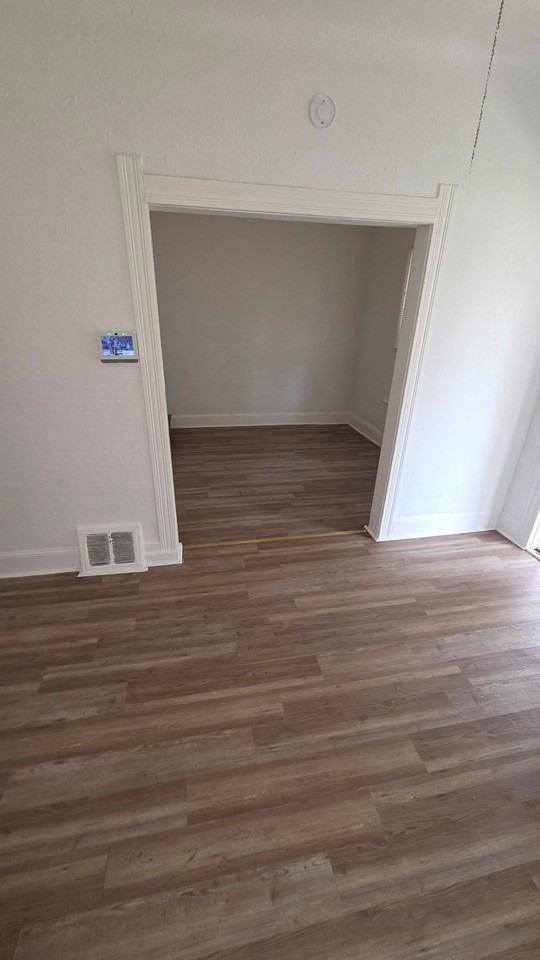 25 E Pearl St - Photo 3 of 15